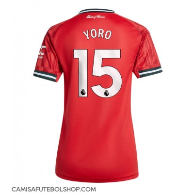 Camisa de time de futebol Manchester United Leny Yoro #15 Replicas 1º Equipamento Feminina 2025-26 Manga Curta Camisa de time de futebol Manchester United Leny Yoro #15 Replicas 1º Equipamento Feminina 2025-26 Manga Curta